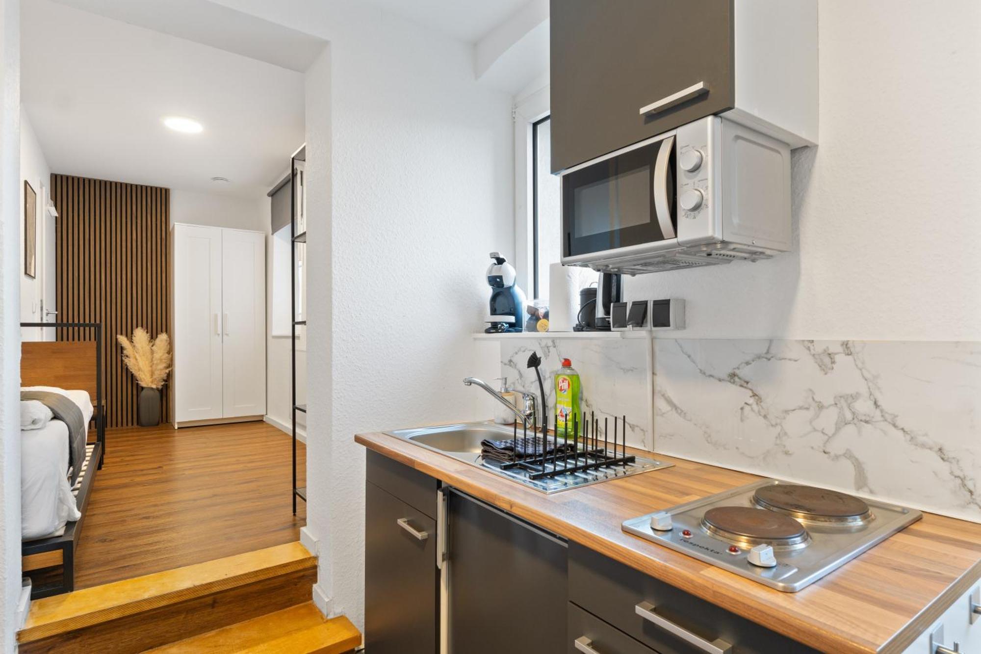 Modernes Apartement Am Rhein In Ruhiger Lage Кёльн Экстерьер фото