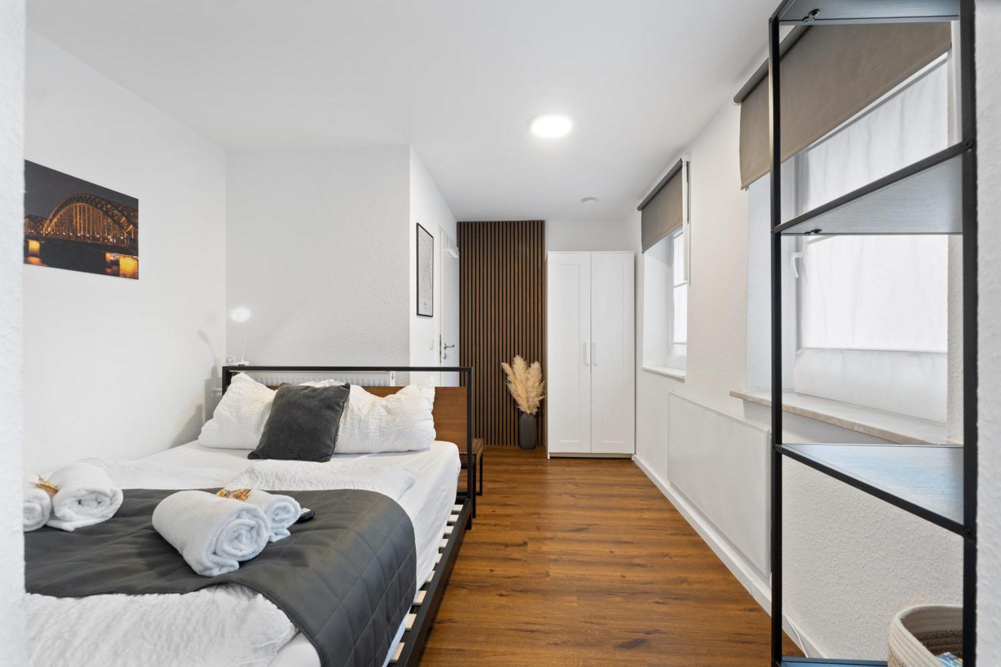 Modernes Apartement Am Rhein In Ruhiger Lage Кёльн Экстерьер фото