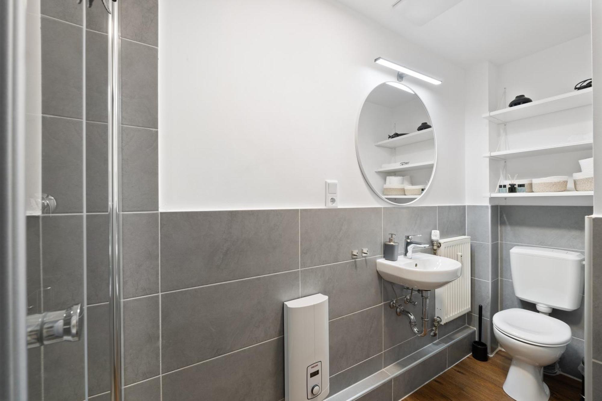 Modernes Apartement Am Rhein In Ruhiger Lage Кёльн Экстерьер фото