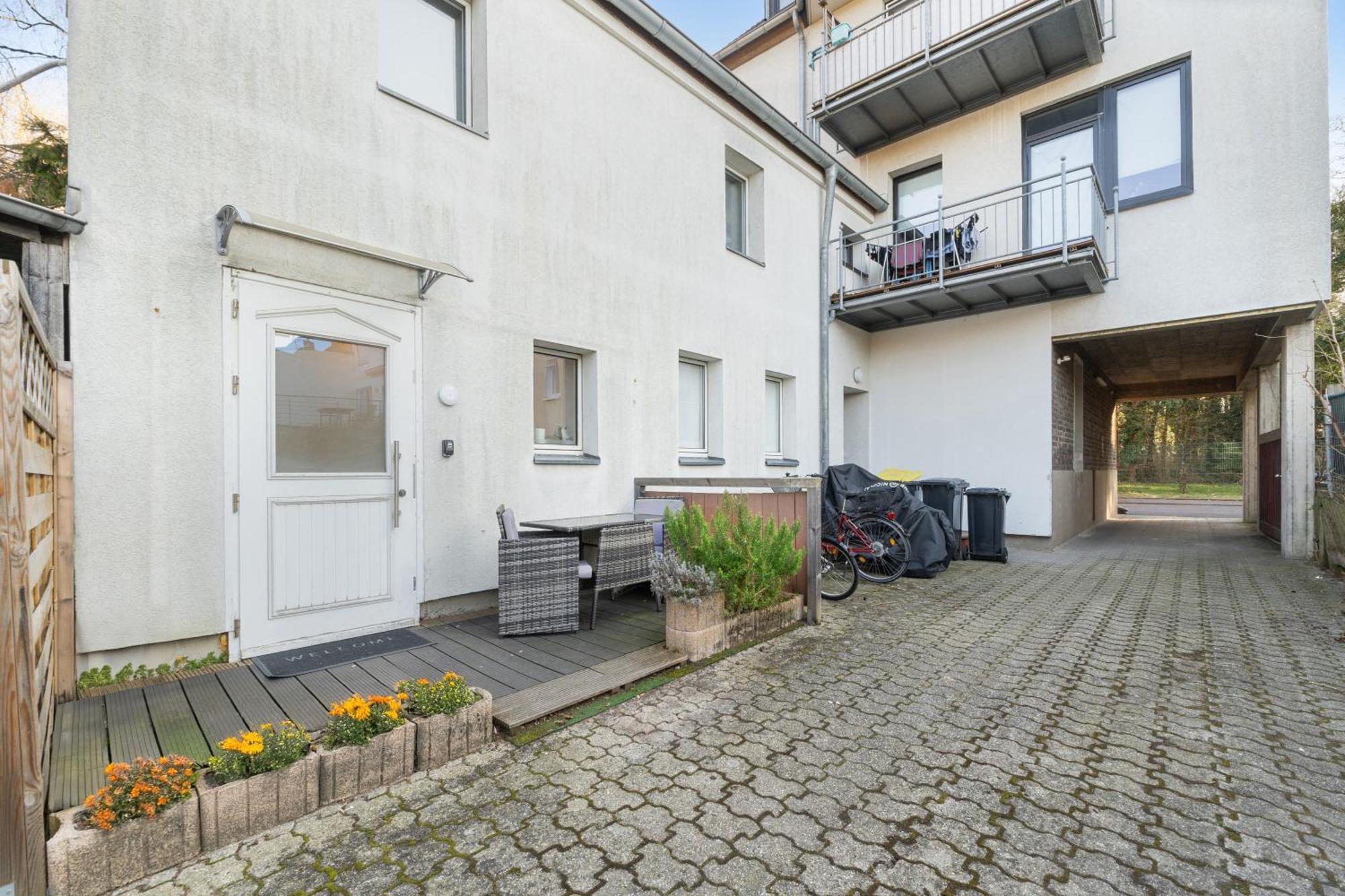 Modernes Apartement Am Rhein In Ruhiger Lage Кёльн Экстерьер фото